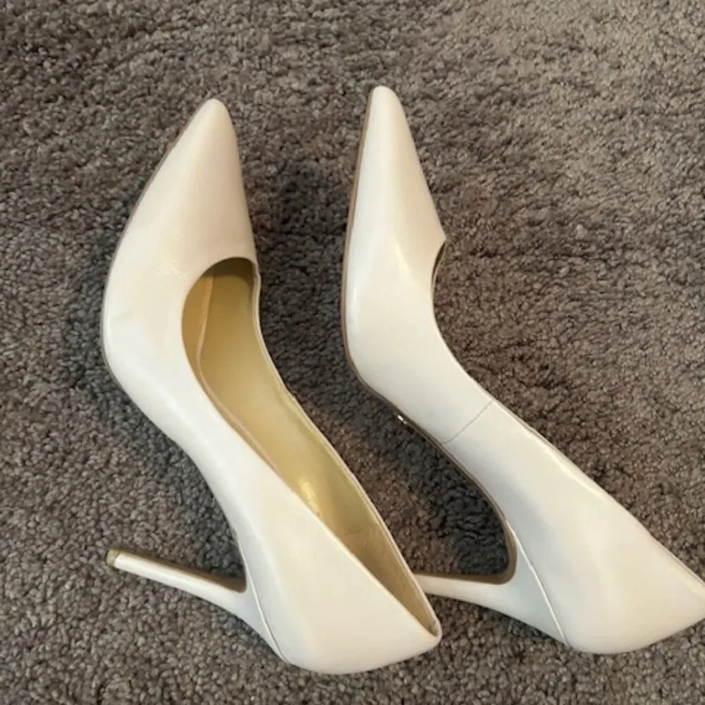 MICHAEL Michael Kors Cream heels, size 10